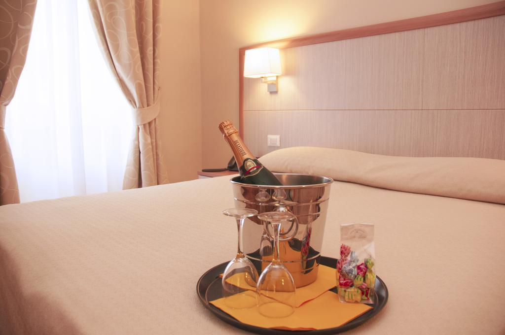 Hotel Alpi Resort Torino Esterno foto