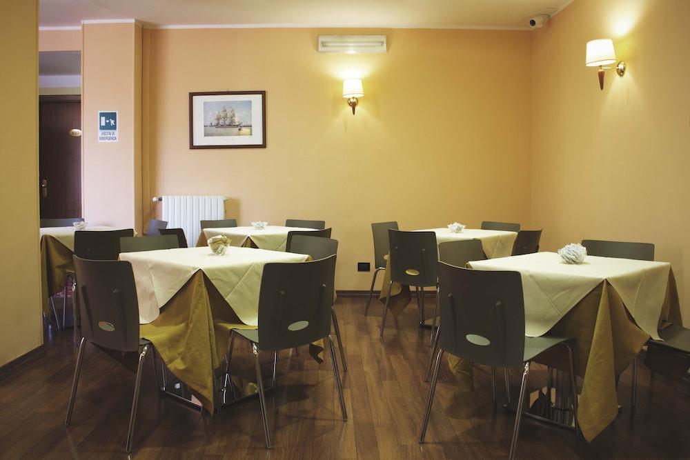 Hotel Alpi Resort Torino Esterno foto